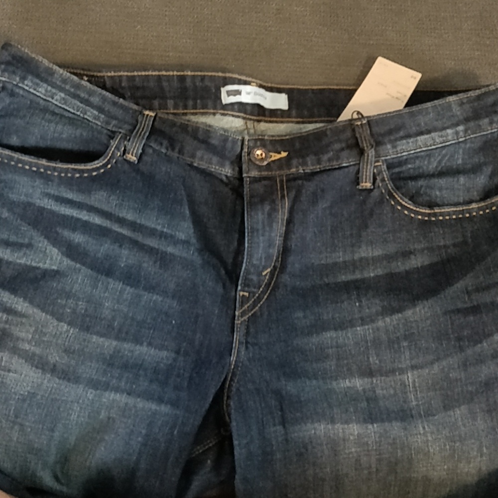 Jeans - Picture 2 of 3